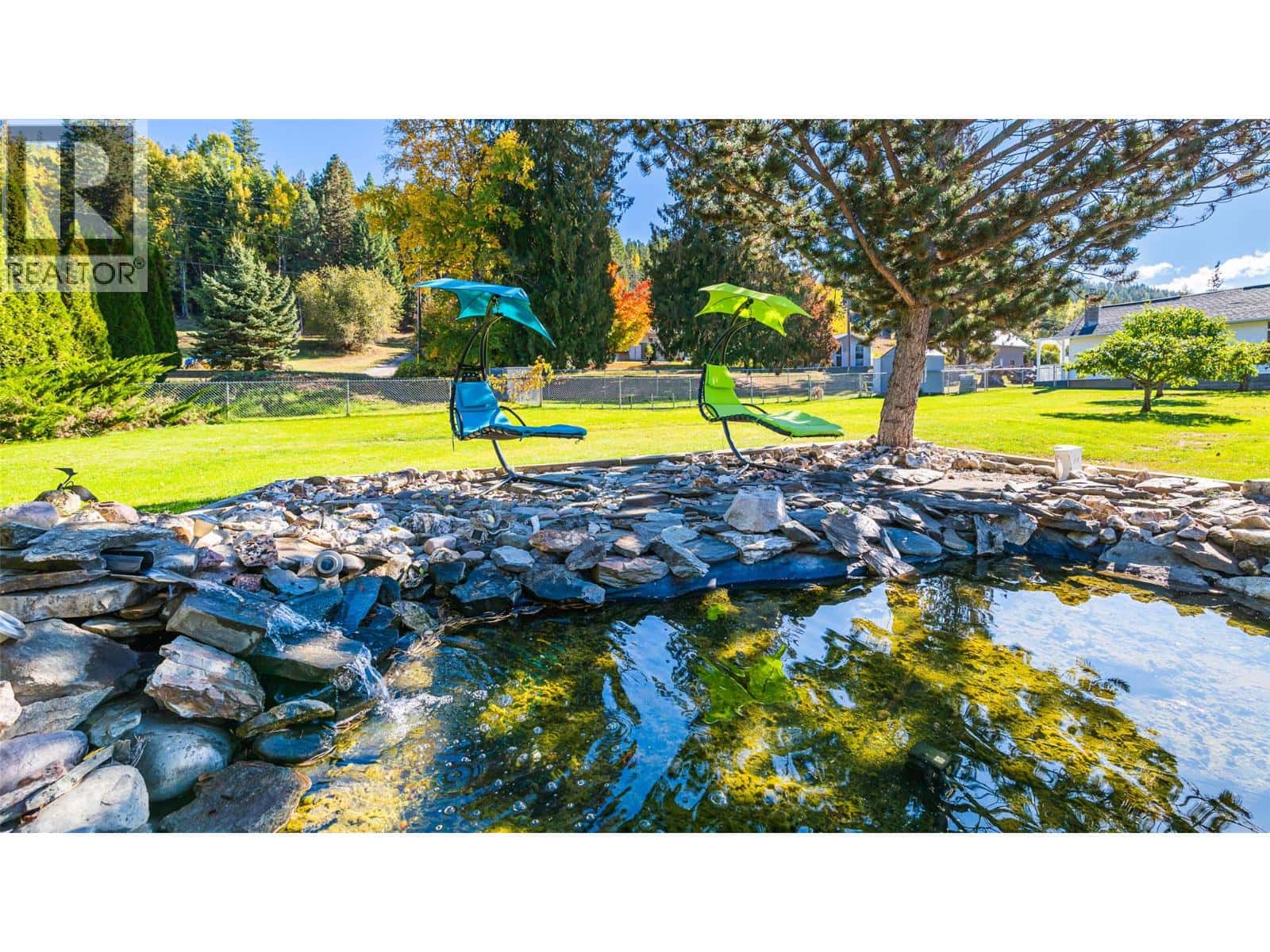 5145 ELSIE HOLMES Road — Wynndel, British Columbia - Photo 5 of 77