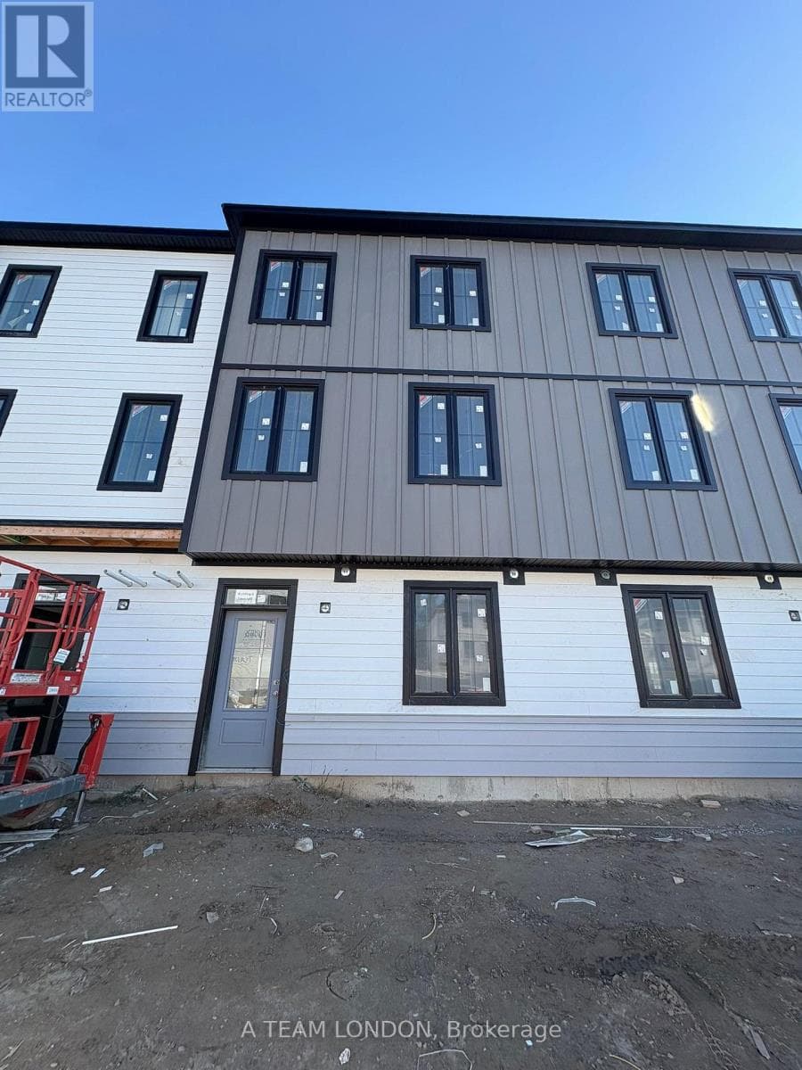 195 - 310 CALLAWAY ROAD — London North (North A), Ontario - Main photo