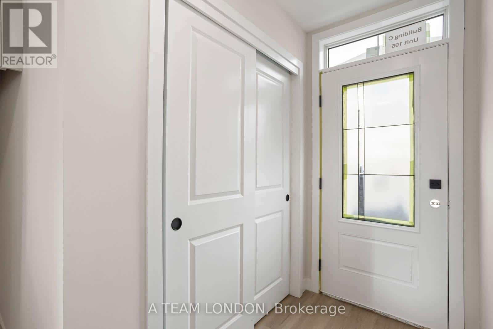 195 - 310 CALLAWAY ROAD — London North (North A), Ontario - Photo 3 of 29