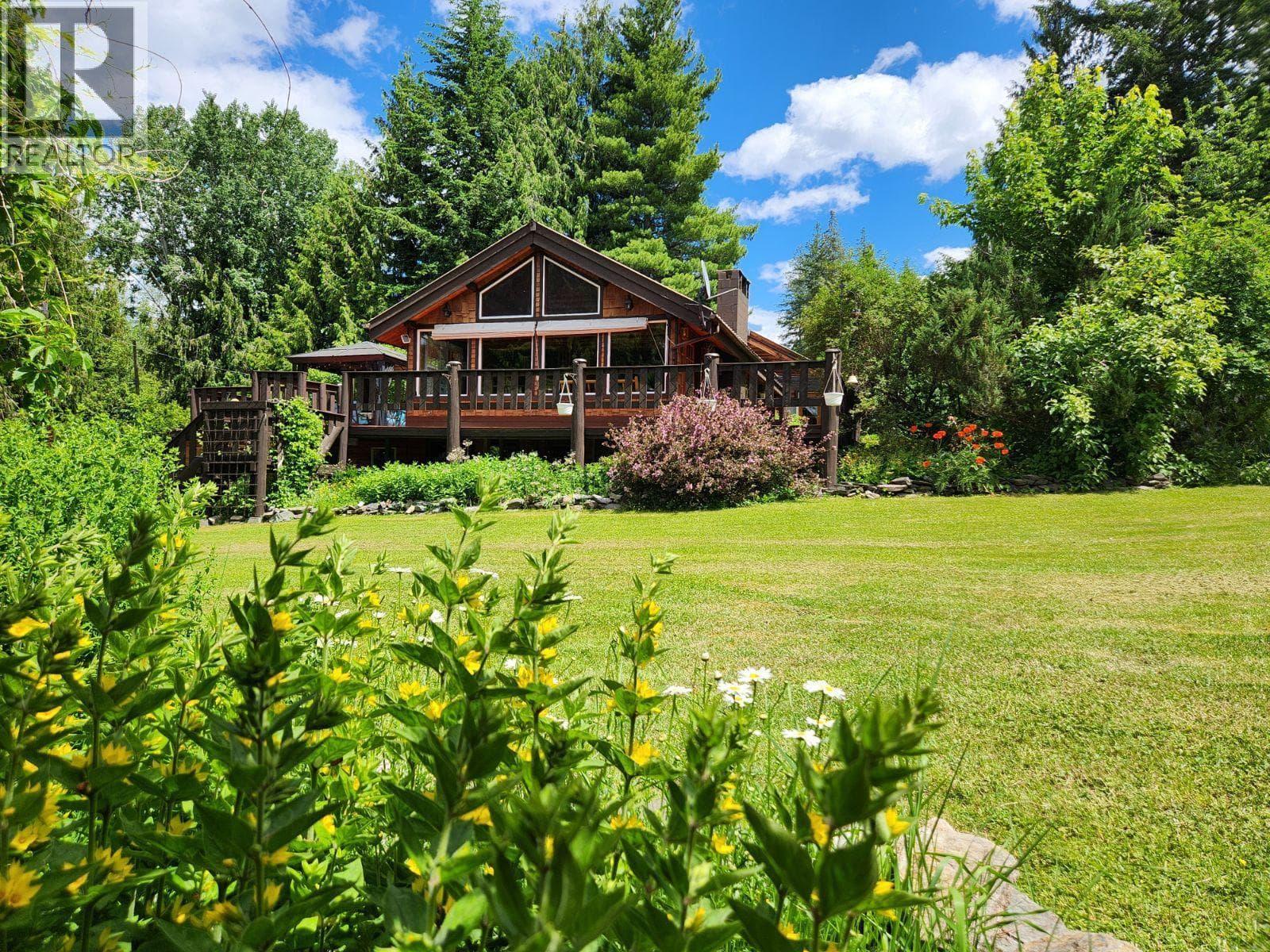 4061 Torry Road — Eagle Bay, British Columbia - Main photo