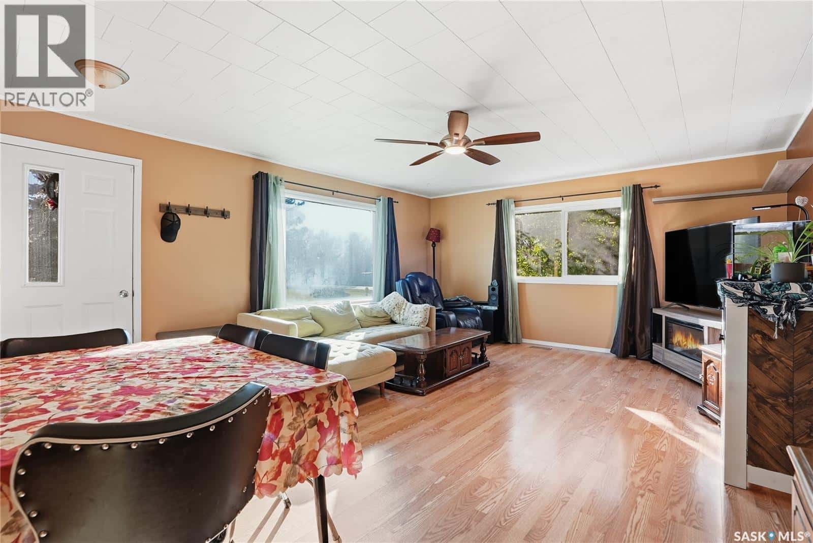 620 Miles STREET — Asquith, Saskatchewan - Photo 5 of 40