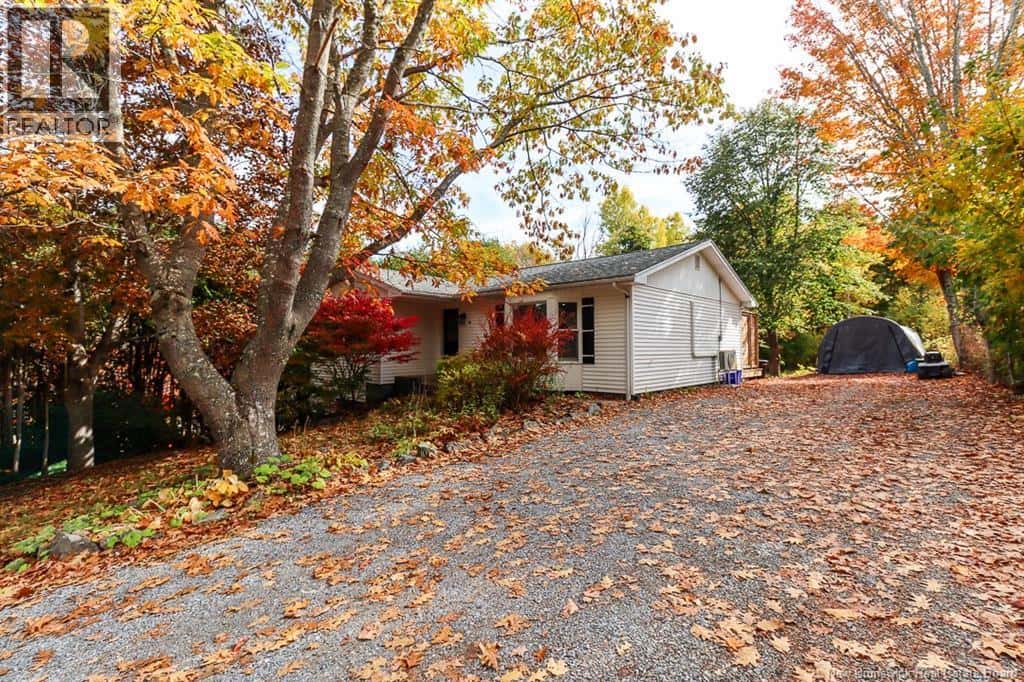 23 Garden Road — Grand Bay-Westfield, New Brunswick - Photo 2 of 46