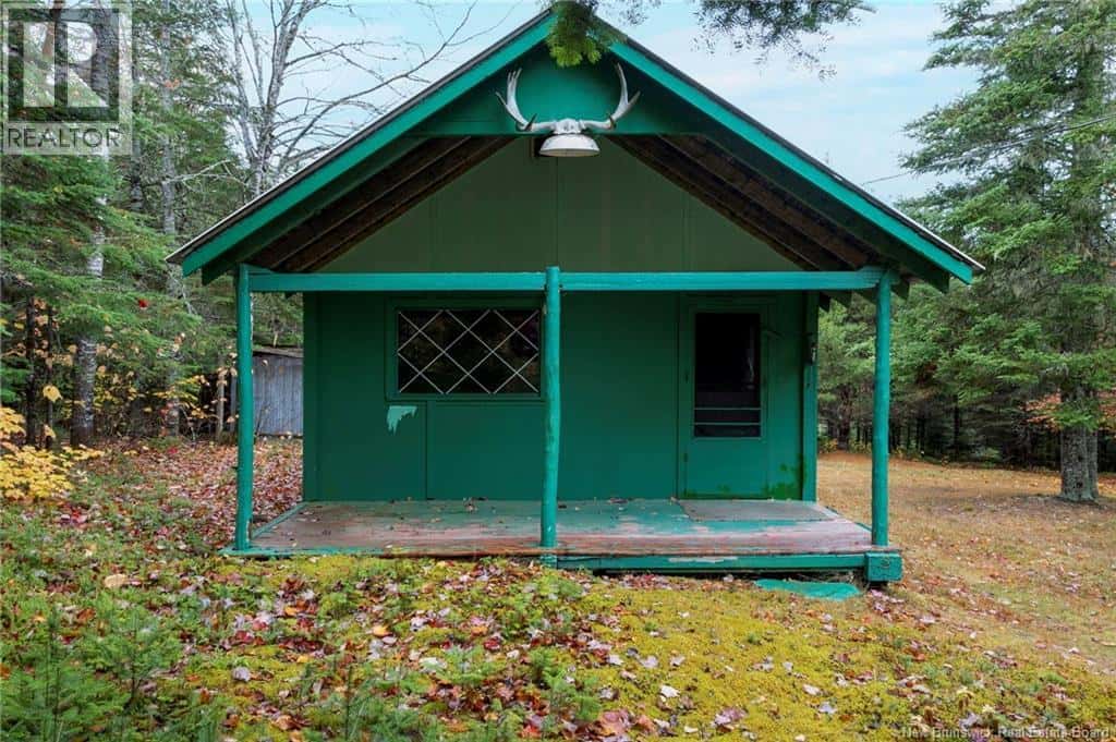 36 Deerwood Drive — Elgin, New Brunswick - Photo 2 of 50