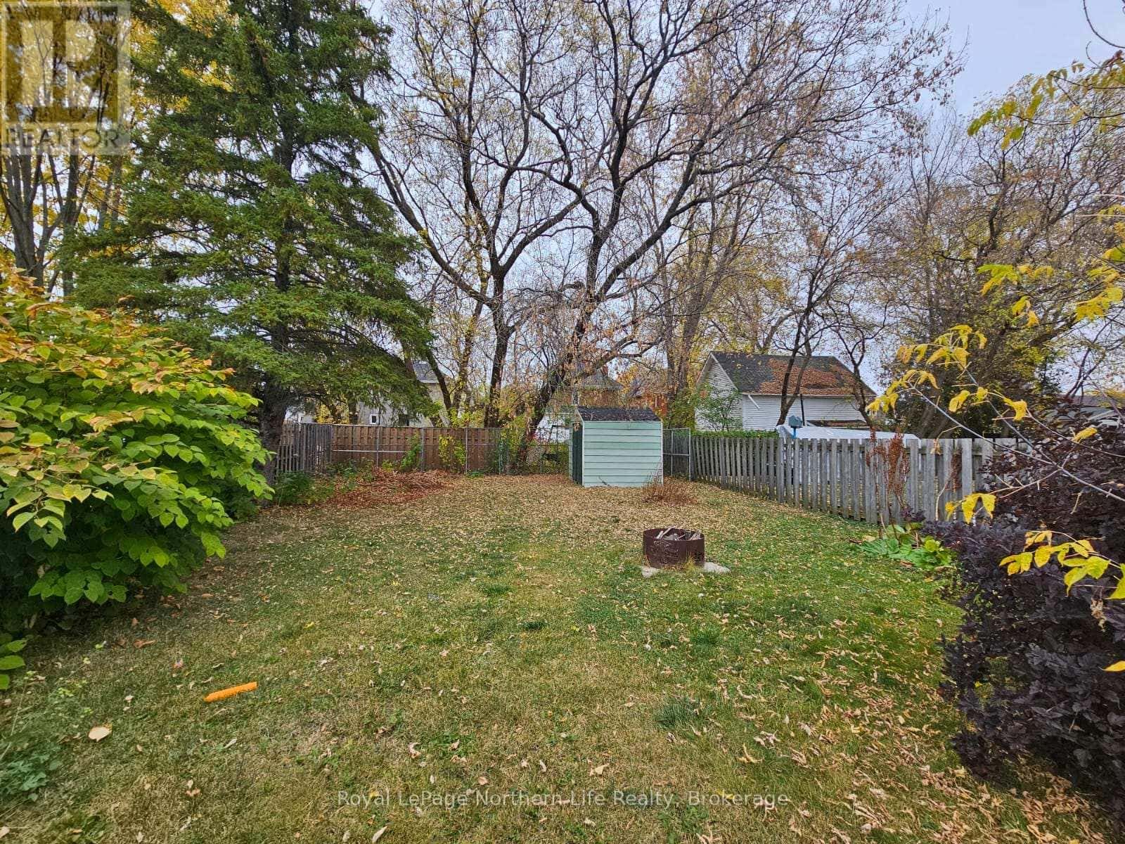 37 JOHN STREET — Temiskaming Shores (New Liskeard), Ontario - Photo 3 of 16