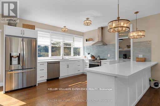 153 RUE ERIC — Tiny (Lafontaine), Ontario - Photo 3 of 28