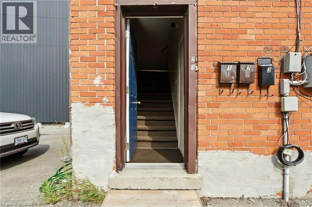 229 MAIN Street W — Port Colborne, Ontario - Photo 5 of 46