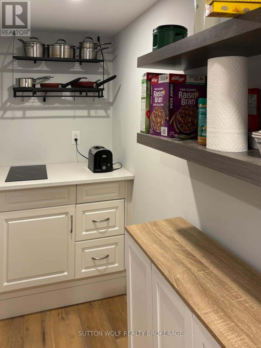 235 WILLIAM STREET — Southwest Middlesex, Ontario - Photo 5 of 22