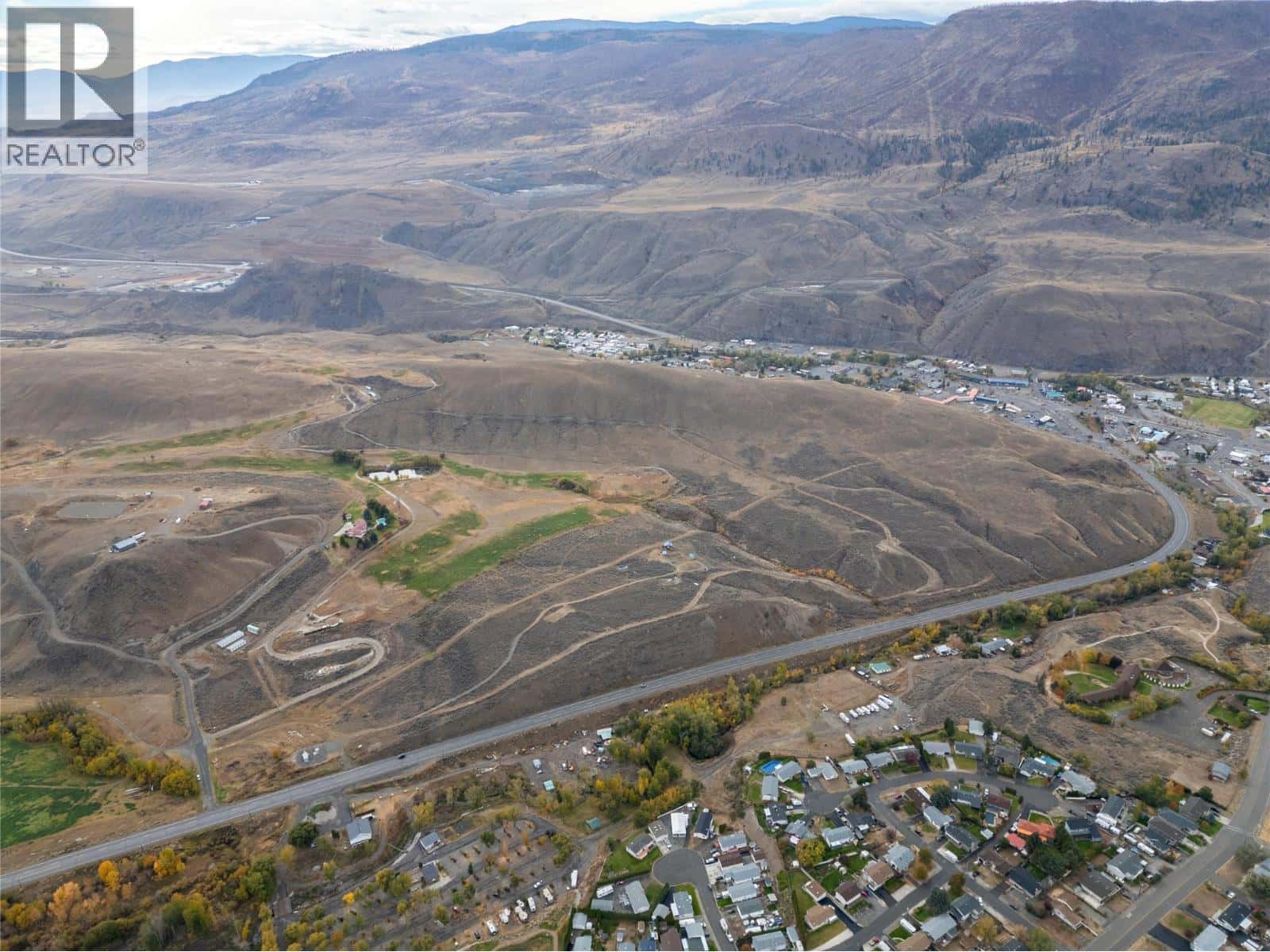 1400 Fehr Way — Cache Creek, British Columbia - Photo 3 of 17