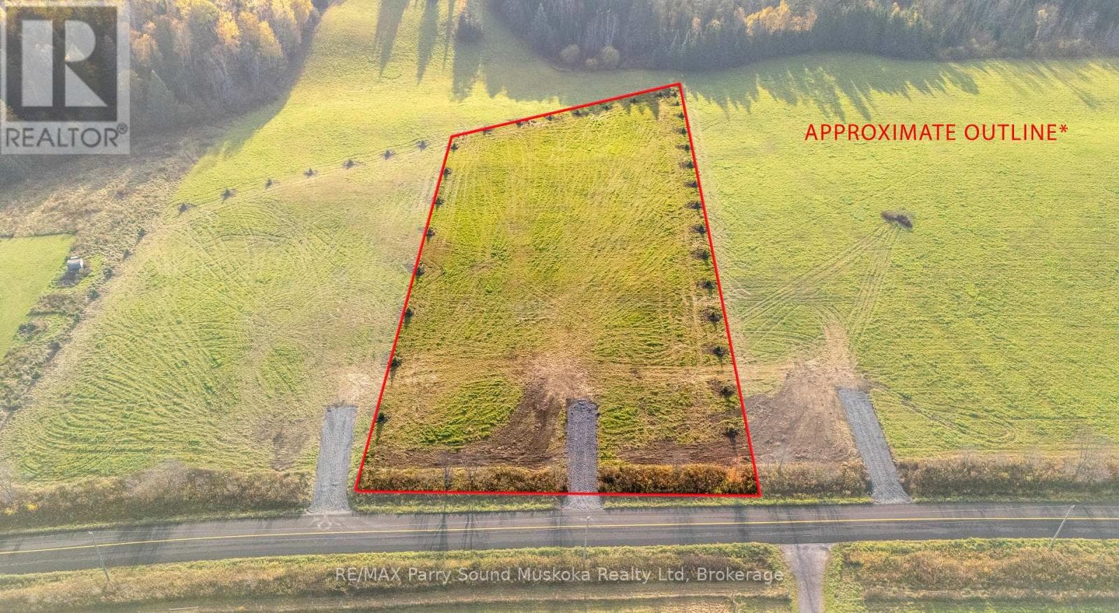 269 BALSAM CROSS — McKellar, Ontario - Main photo