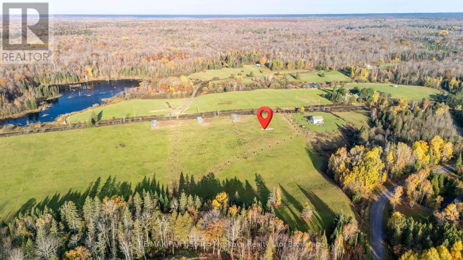 271 BALSAM CROSS — McKellar, Ontario - Photo 5 of 11