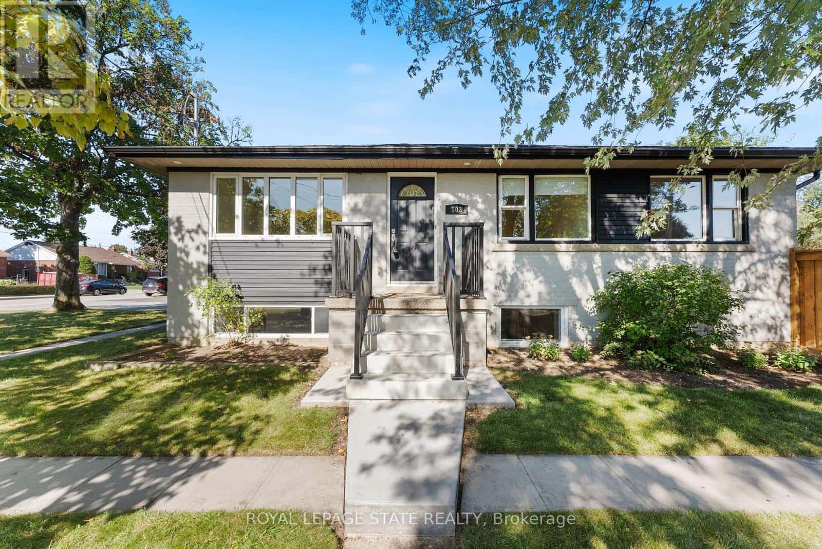 103 WISE CRESCENT — Hamilton (Huntington), Ontario - Photo 2 of 50