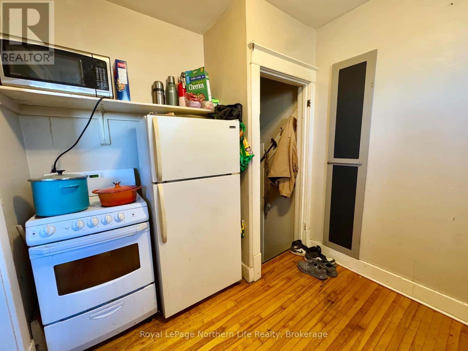 1107 ALGONQUIN AVENUE — North Bay (West End), Ontario - Photo 4 of 15