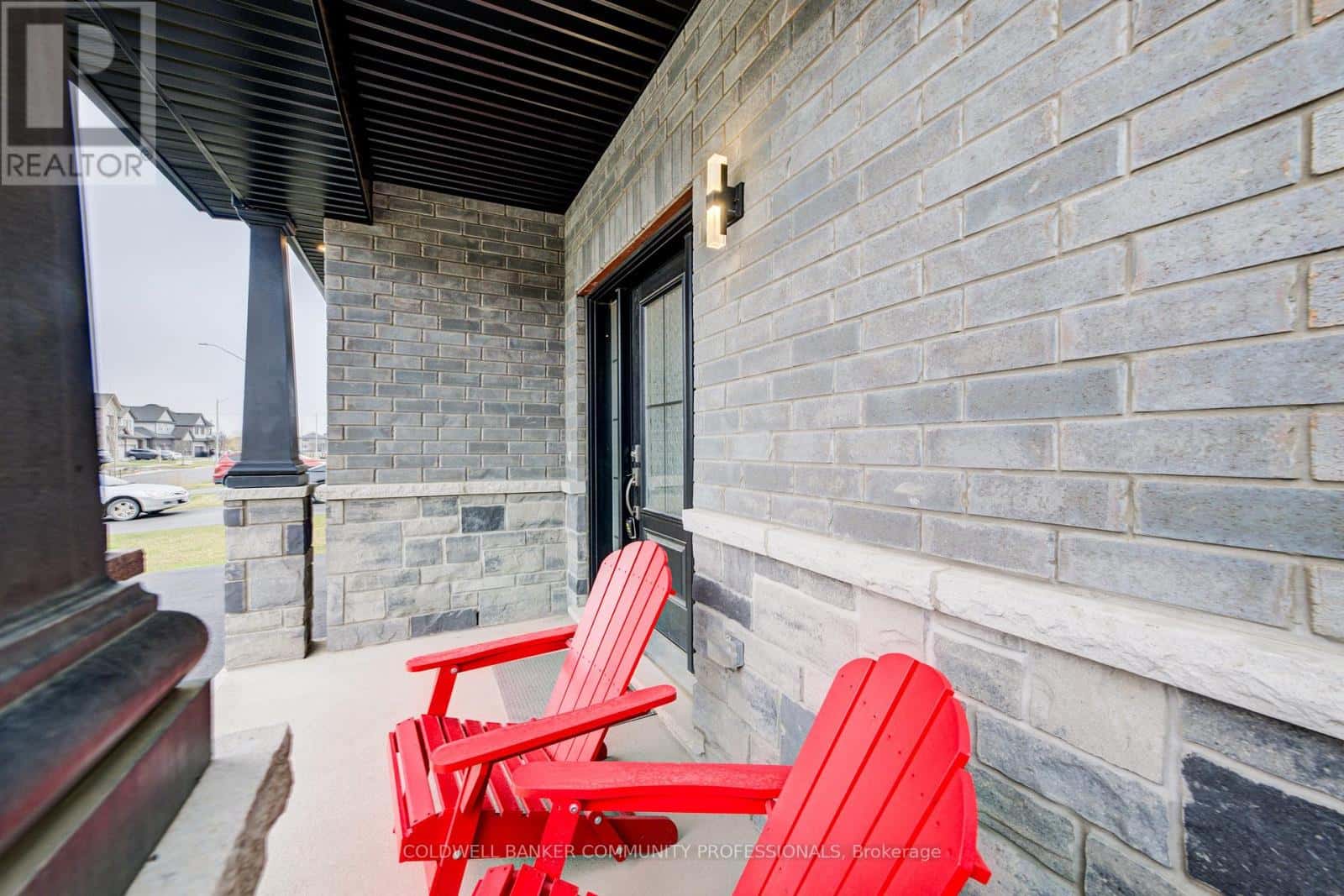 36 ALICIA CRESCENT — Thorold (Hurricane/Merrittville), Ontario - Photo 5 of 49