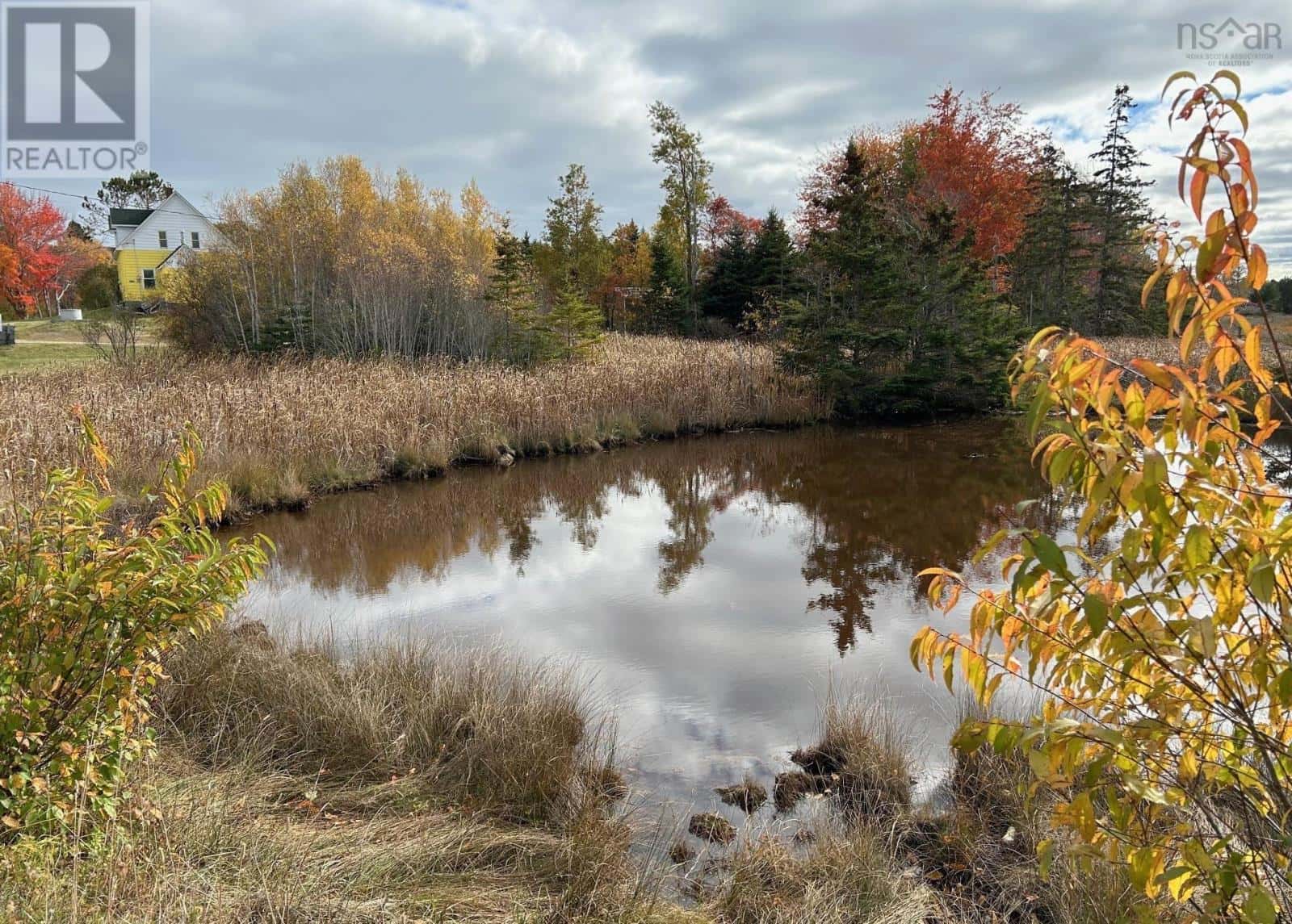210 Martins Point Road — Martins Point, Nova Scotia - Photo 5 of 25