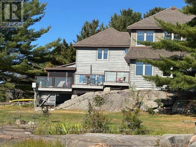 121 RATTLEBEAR DRIVE — The Archipelago (Archipelago North), Ontario - Photo 4 of 43