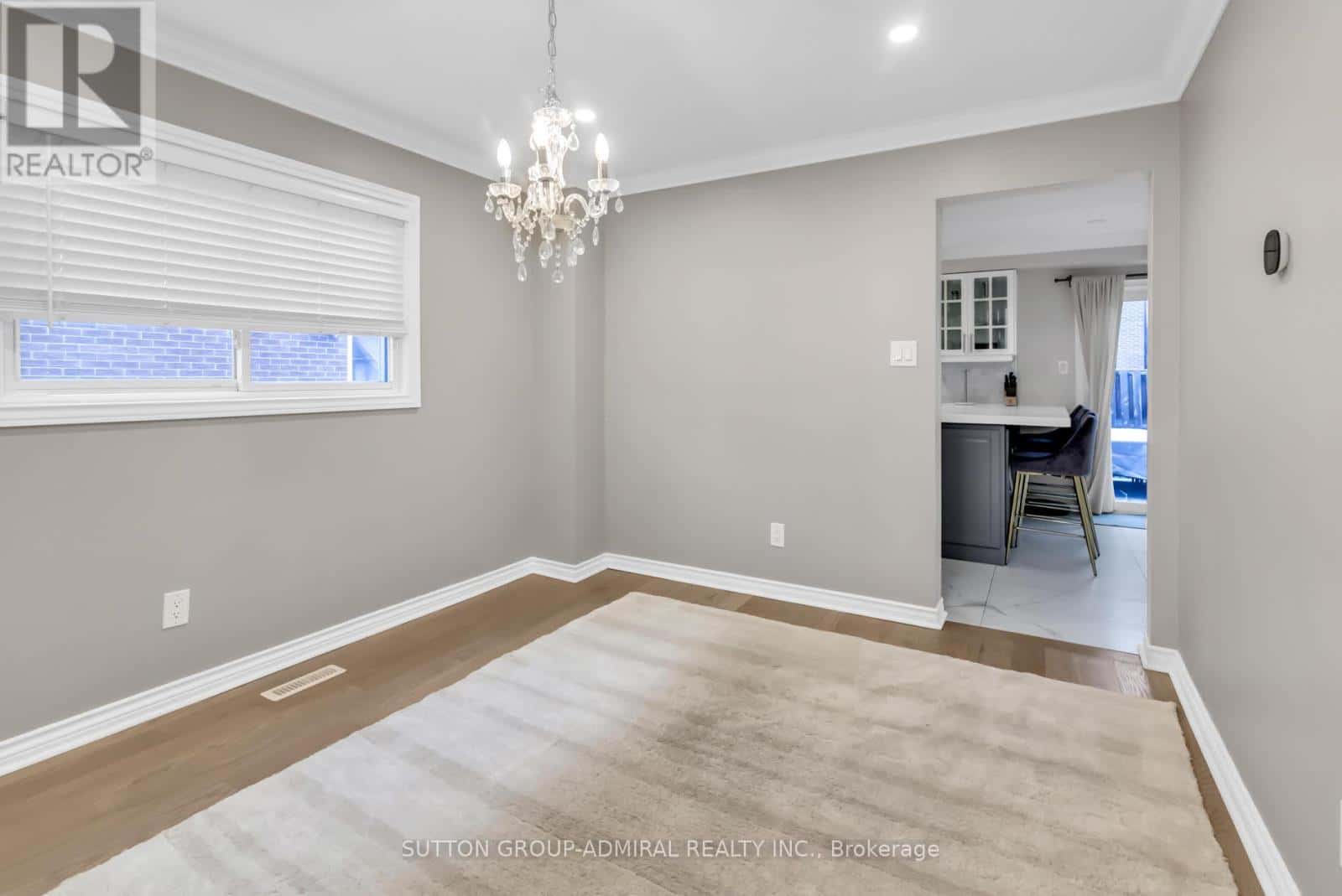 MAIN & 2ND - 119 MCCABE CRESCENT — Vaughan (Lakeview Estates), Ontario - Photo 5 of 23