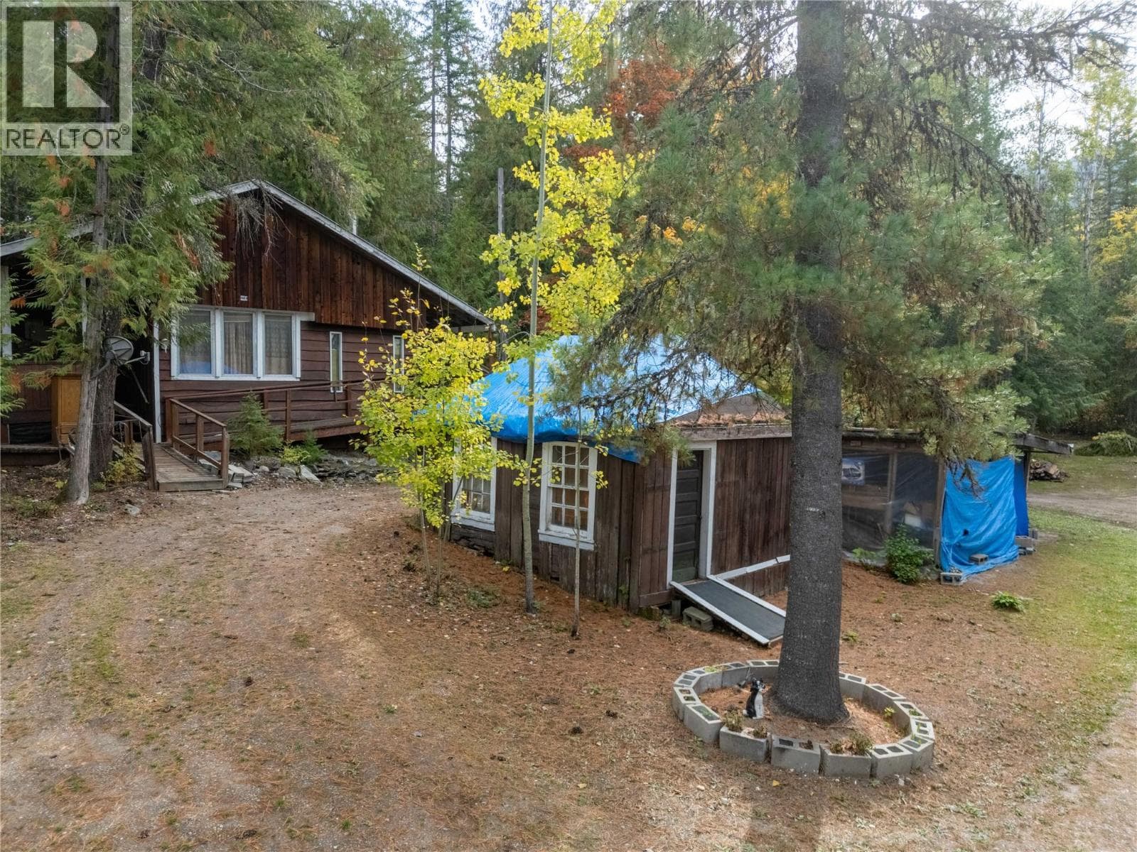 4540 Eagle Bay Road — Eagle Bay, British Columbia - Main photo