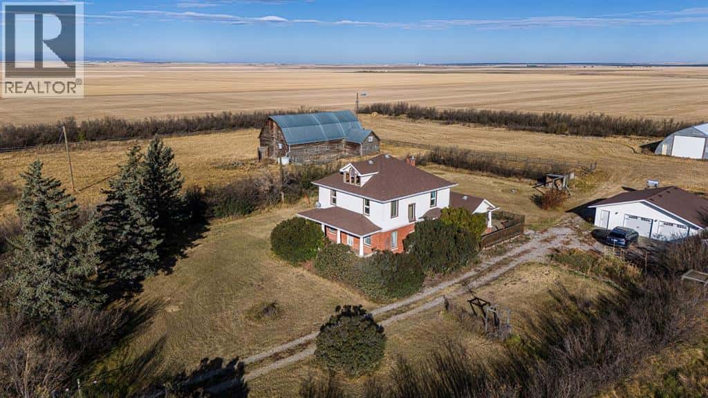 230066 Township Road 130 — Barons, Alberta - Photo 3 of 50