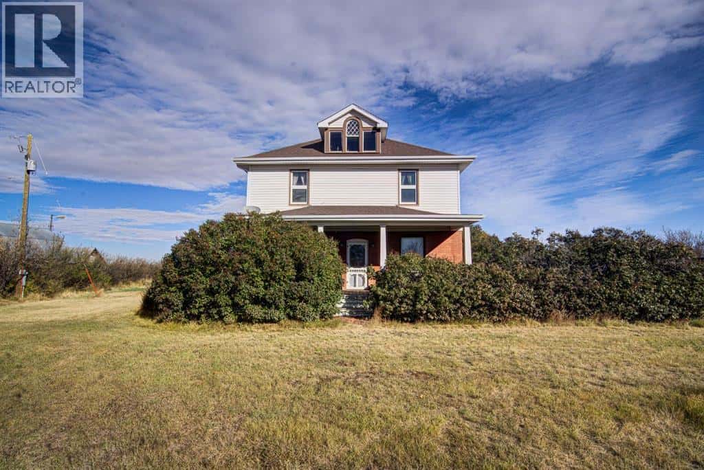 230066 Township Road 130 — Barons, Alberta - Photo 5 of 50