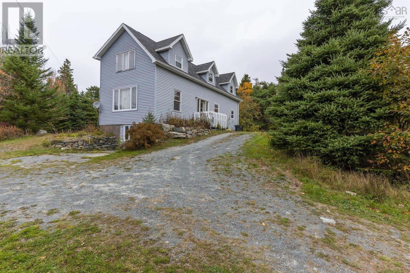 19 Motts Drive — East Chezzetcook, Nova Scotia - Photo 3 of 20