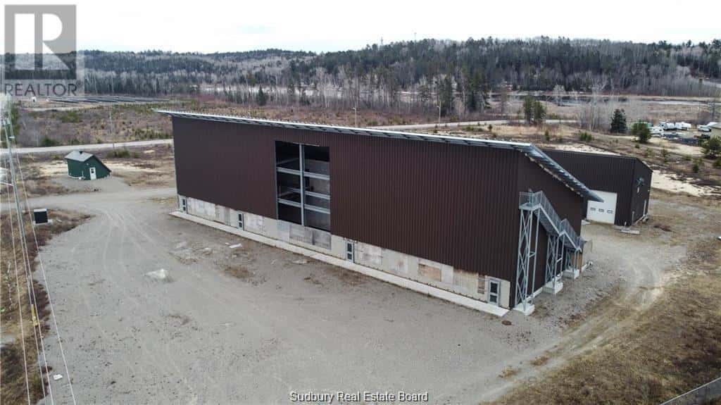 37 Panache Lake Road — Espanola, Ontario - Photo 4 of 42