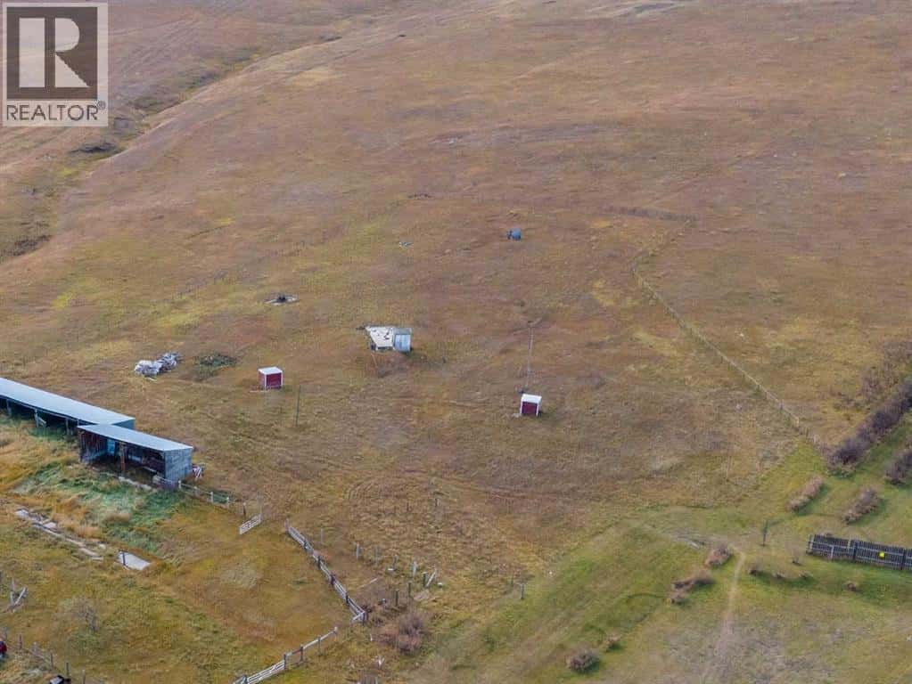 73 TWP Road — Rural Pincher Creek No. 9, M.D. of, Alberta - Photo 2 of 6