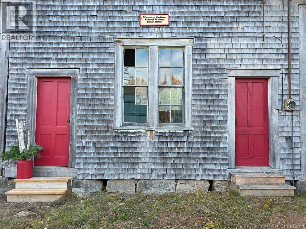 2478 Route 3 — Harvey, New Brunswick - Photo 3 of 19