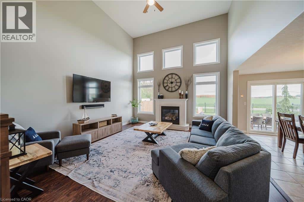 13 ERHARDT WAGNER Place — Baden, Ontario - Photo 4 of 50