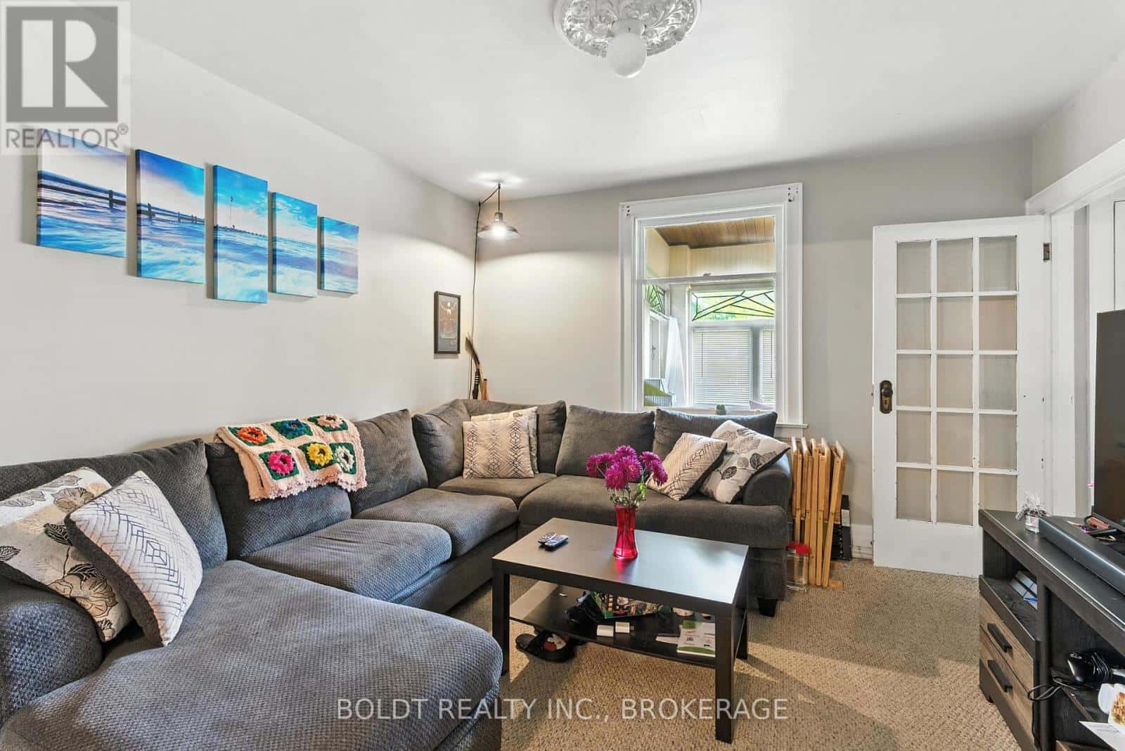 63 PERMILLA STREET — St. Catharines (Ridley), Ontario - Photo 5 of 44