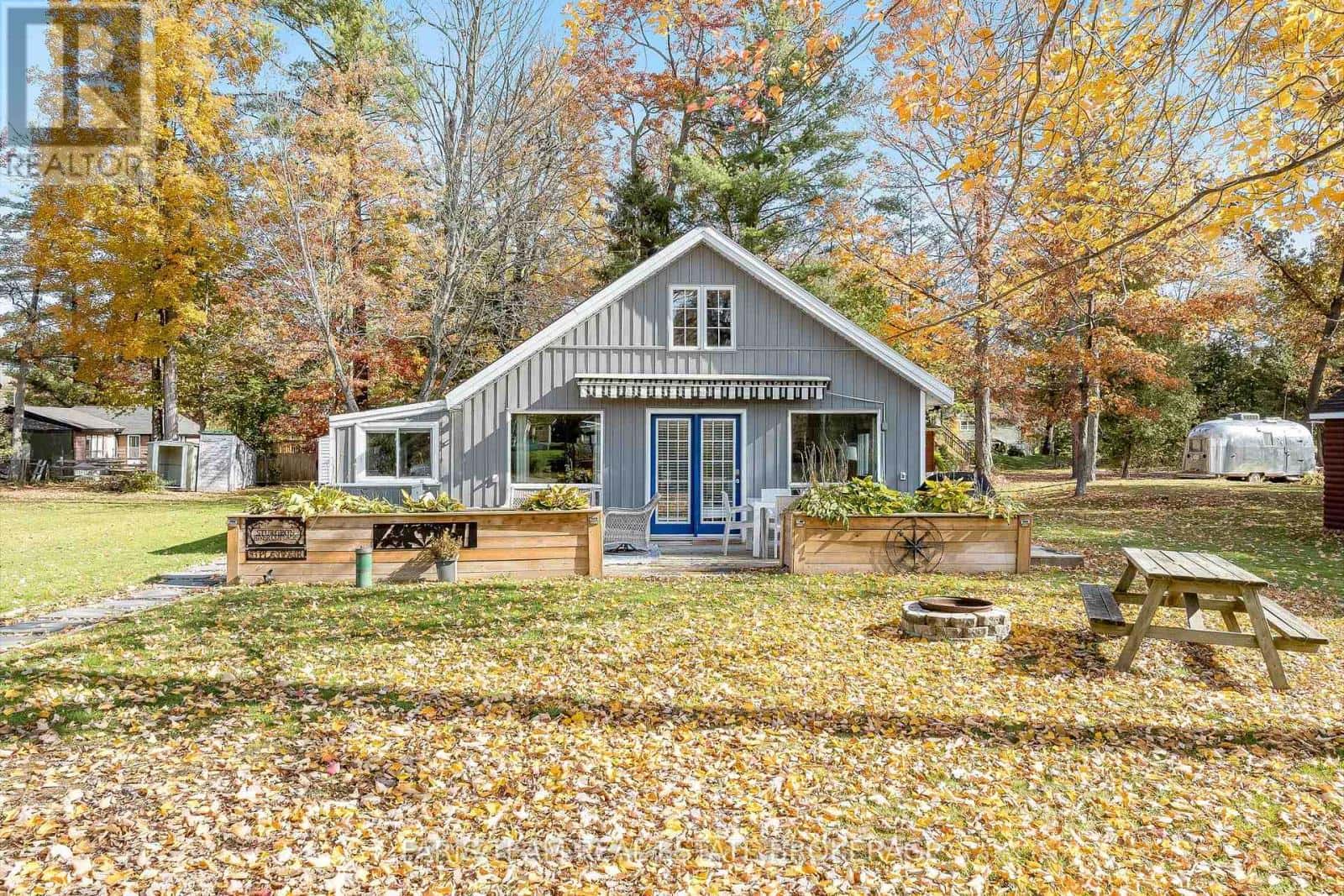 53 PLAYFAIR DRIVE — Tay (Waubaushene), Ontario - Photo 2 of 40