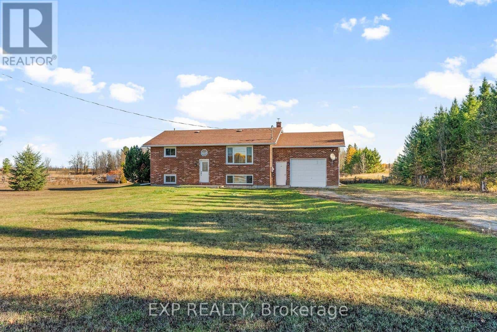 1860 LOCHWINNOCH ROAD — Horton, Ontario - Photo 2 of 39