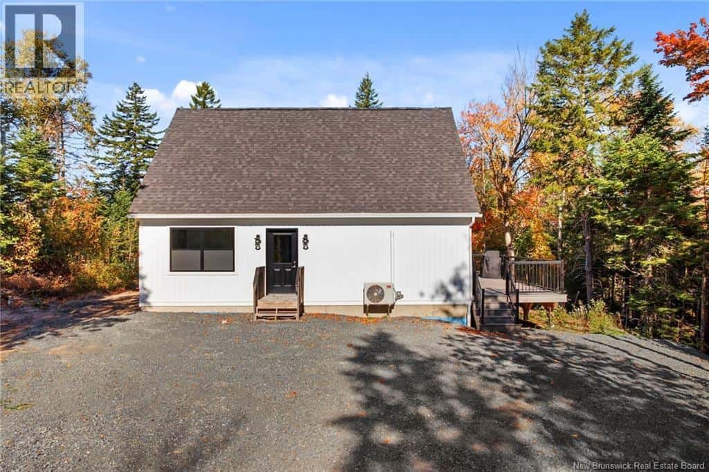 48 Trailside Drive — Central Hainesville, New Brunswick - Photo 3 of 49