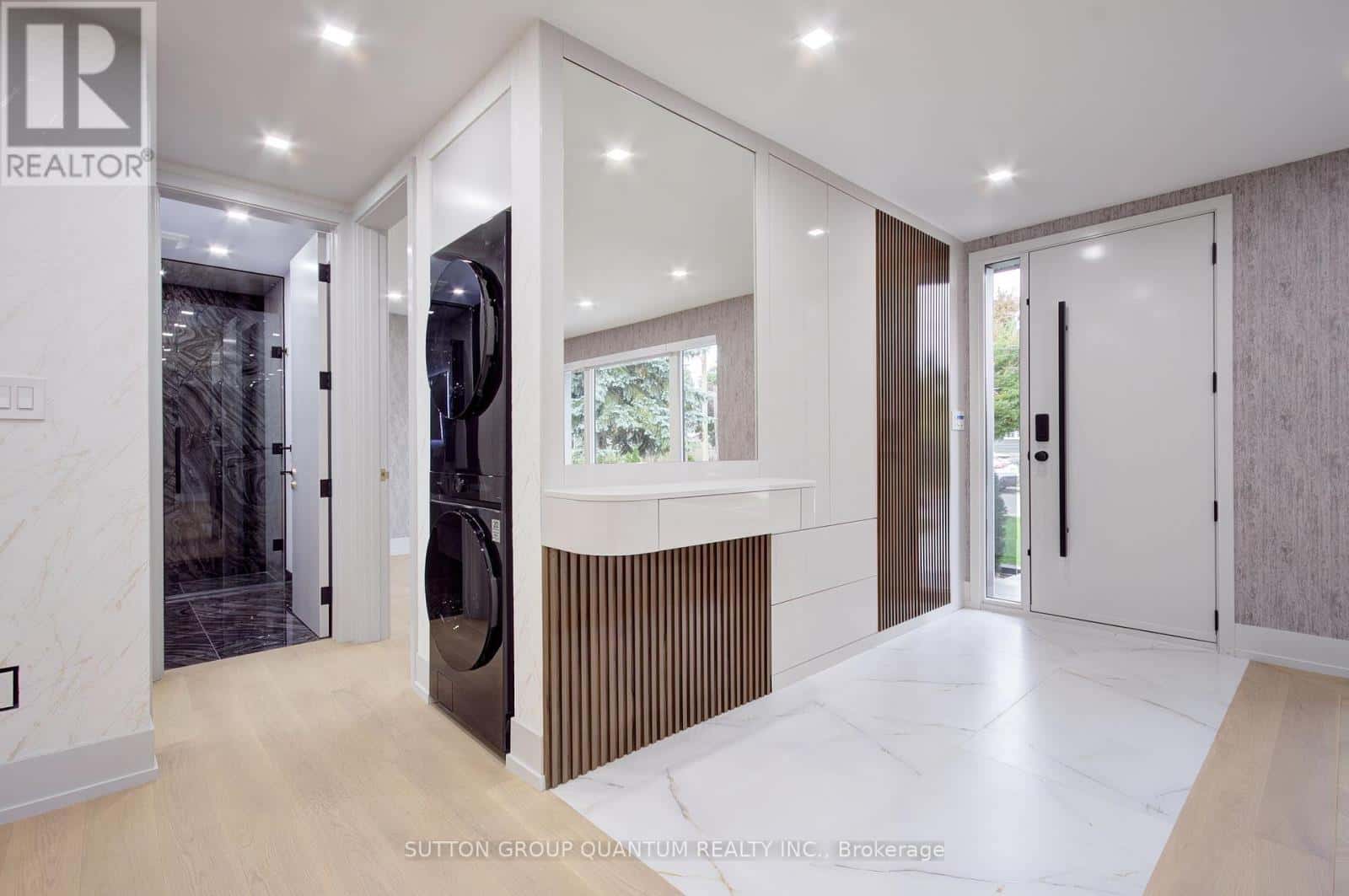 UPPER UNIT - 95 SOUTH BEND ROAD E — Hamilton (Balfour), Ontario - Photo 4 of 26