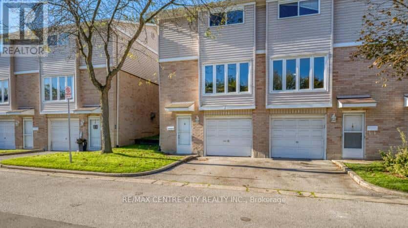 320 Westminster Avenue 124