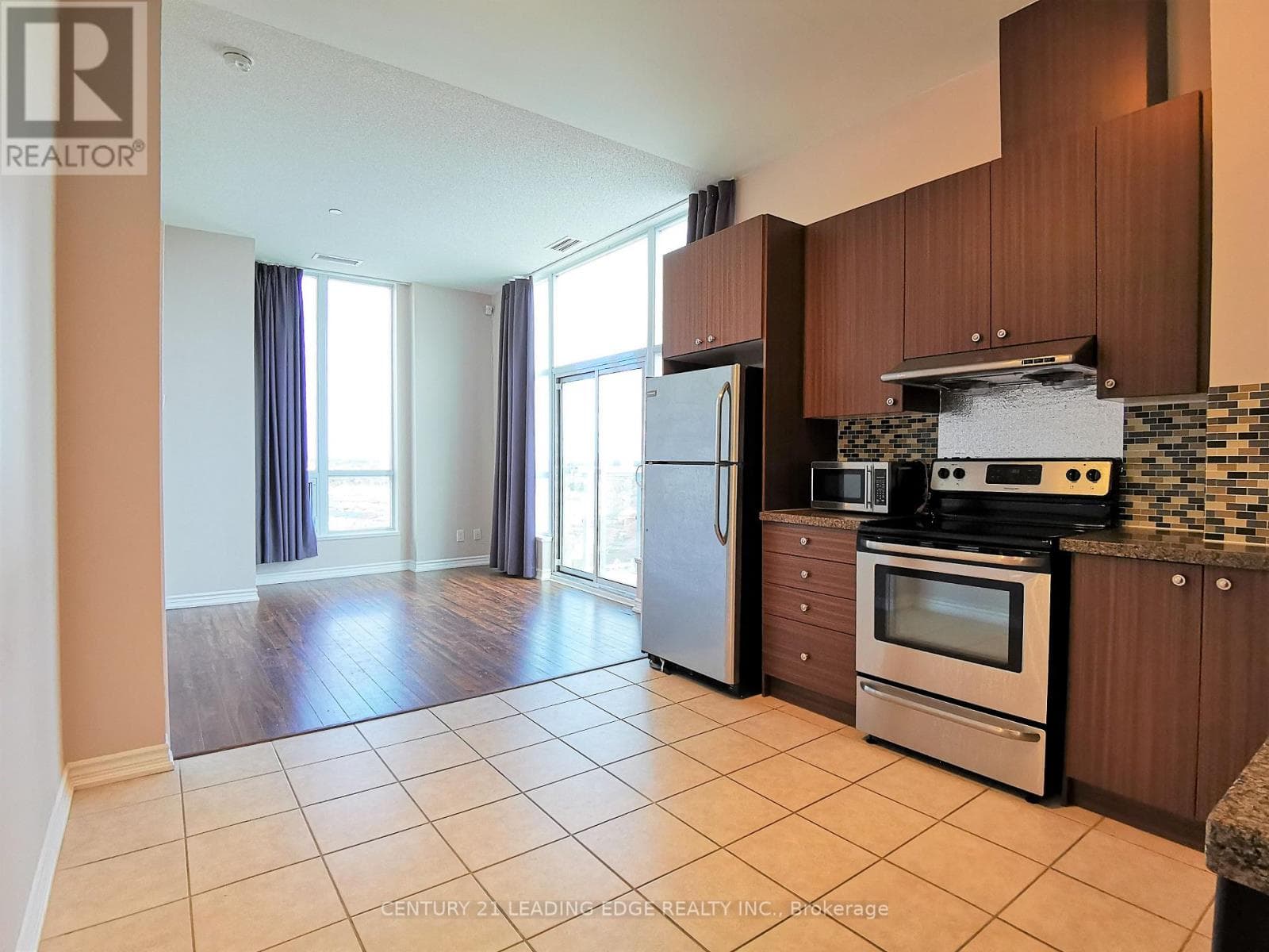 PH06 - 8323 KENNEDY ROAD — Markham (Village Green-South Unionville), Ontario - Main photo