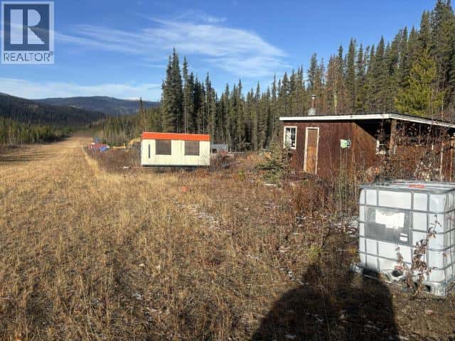 ALASKA HIGHWAY — Yukon Wide, Yukon - Photo 5 of 19