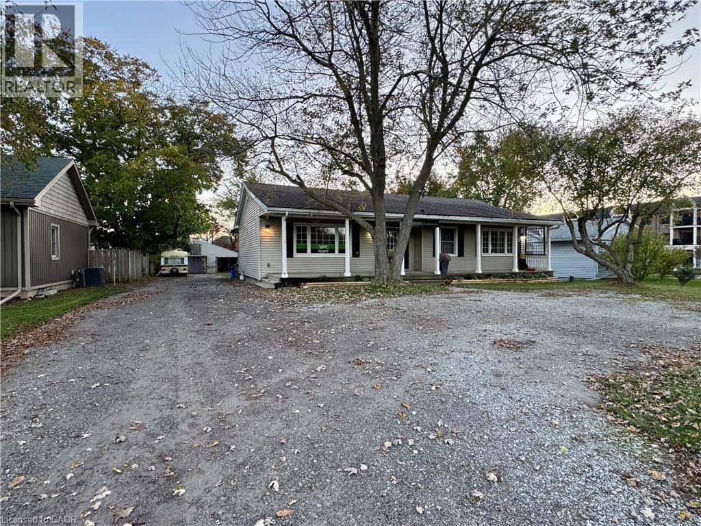 2575 BINBROOK Road — Glanbrook, Ontario - Photo 2 of 20