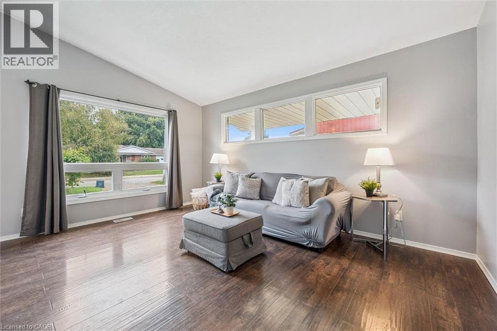 635 RAGLAN Street — Palmerston, Ontario - Main photo