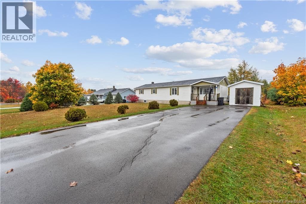 15 Rue Thibodeau — Rogersville, New Brunswick - Main photo