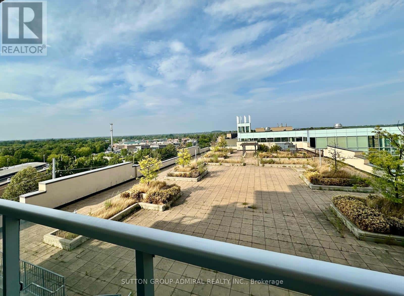 625 - 8323 KENNEDY ROAD — Markham (Village Green-South Unionville), Ontario - Photo 2 of 20