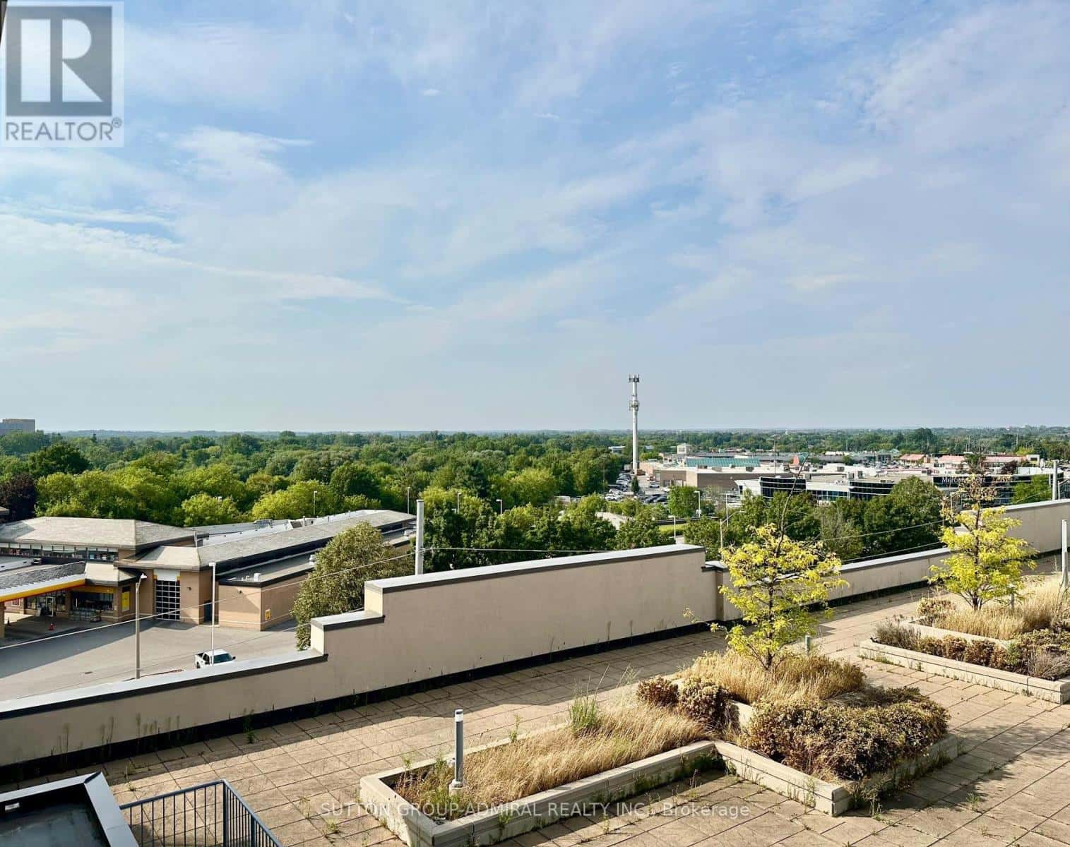 625 - 8323 KENNEDY ROAD — Markham (Village Green-South Unionville), Ontario - Photo 3 of 20