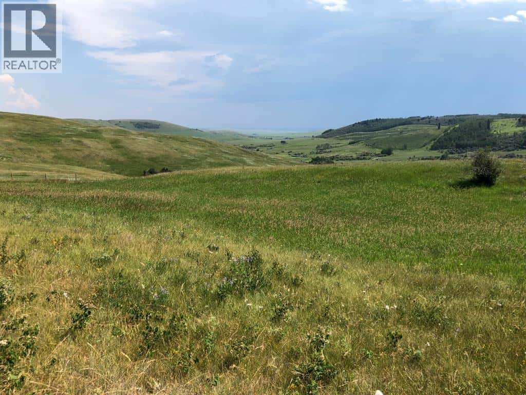 151243 Basin Road — Rural Willow Creek No. 26, M.D. of, Alberta - Photo 2 of 12