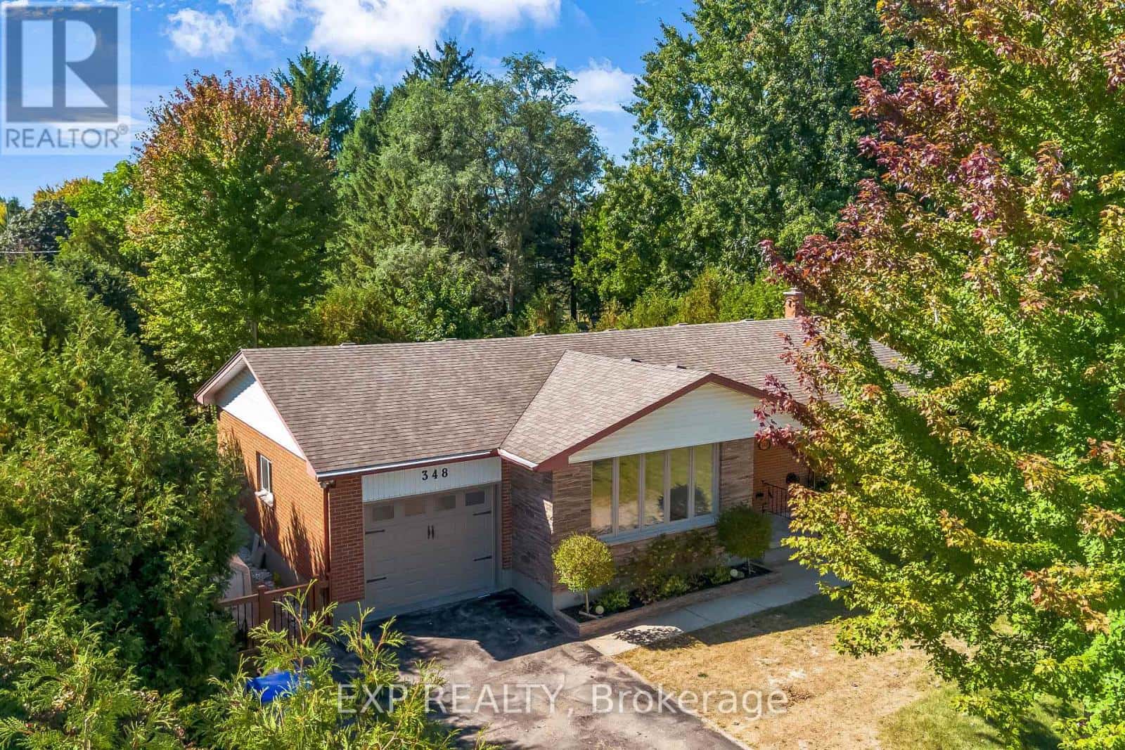 348 CARADOC STREET S — Strathroy-Caradoc (SW), Ontario - Photo 2 of 50