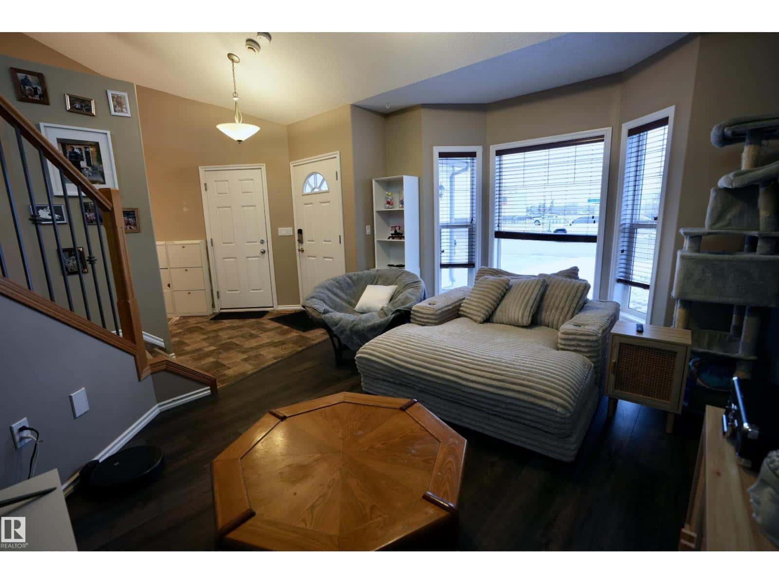 5701 48 AV — St. Paul Town, Alberta - Photo 2 of 12