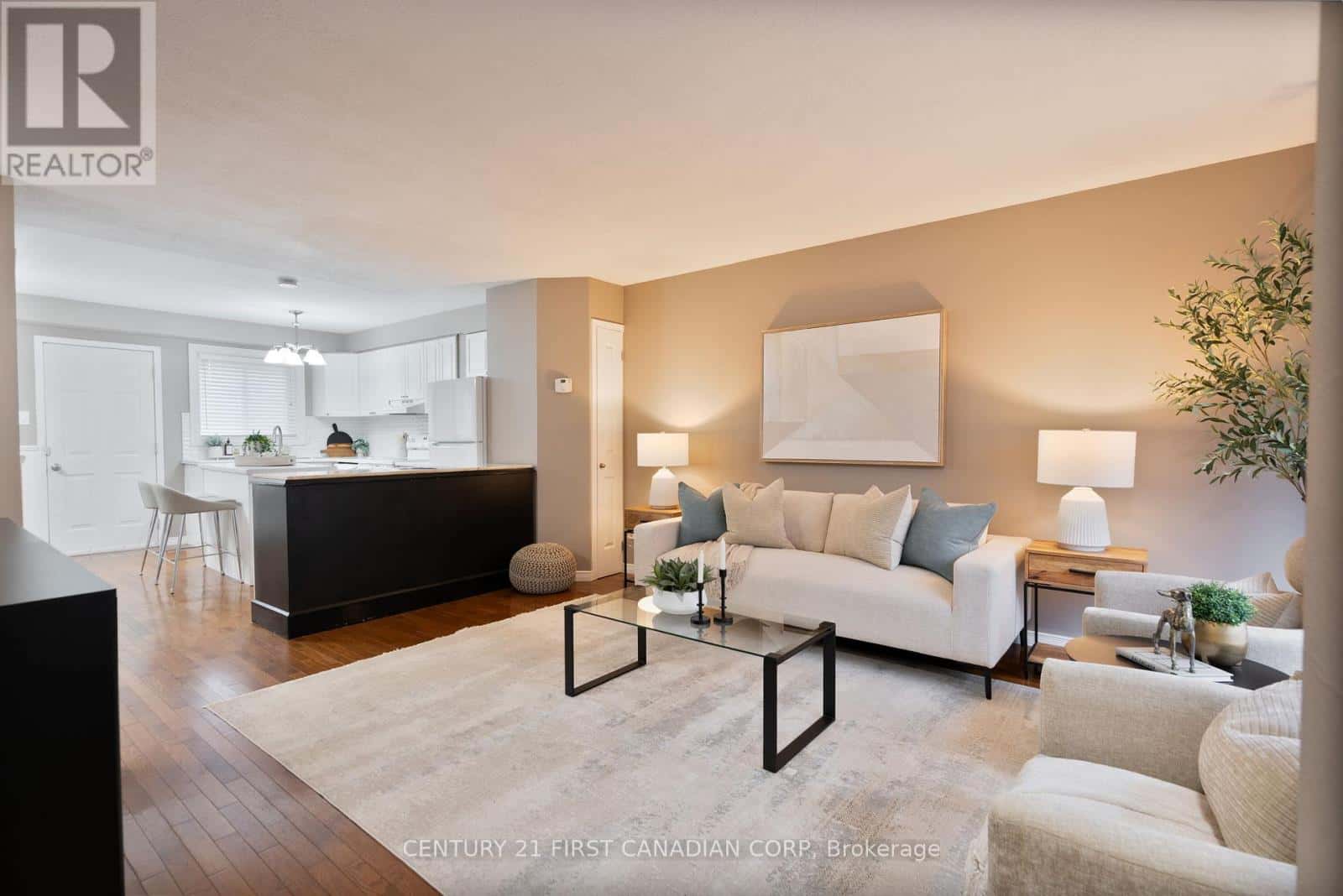 21 - 320 WESTMINSTER AVENUE — London South (South H), Ontario - Photo 2 of 31