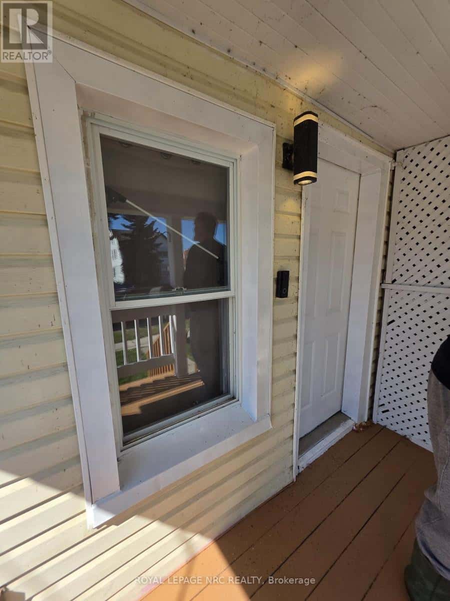 154 FARES STREET — Port Colborne (East Village), Ontario - Photo 3 of 18