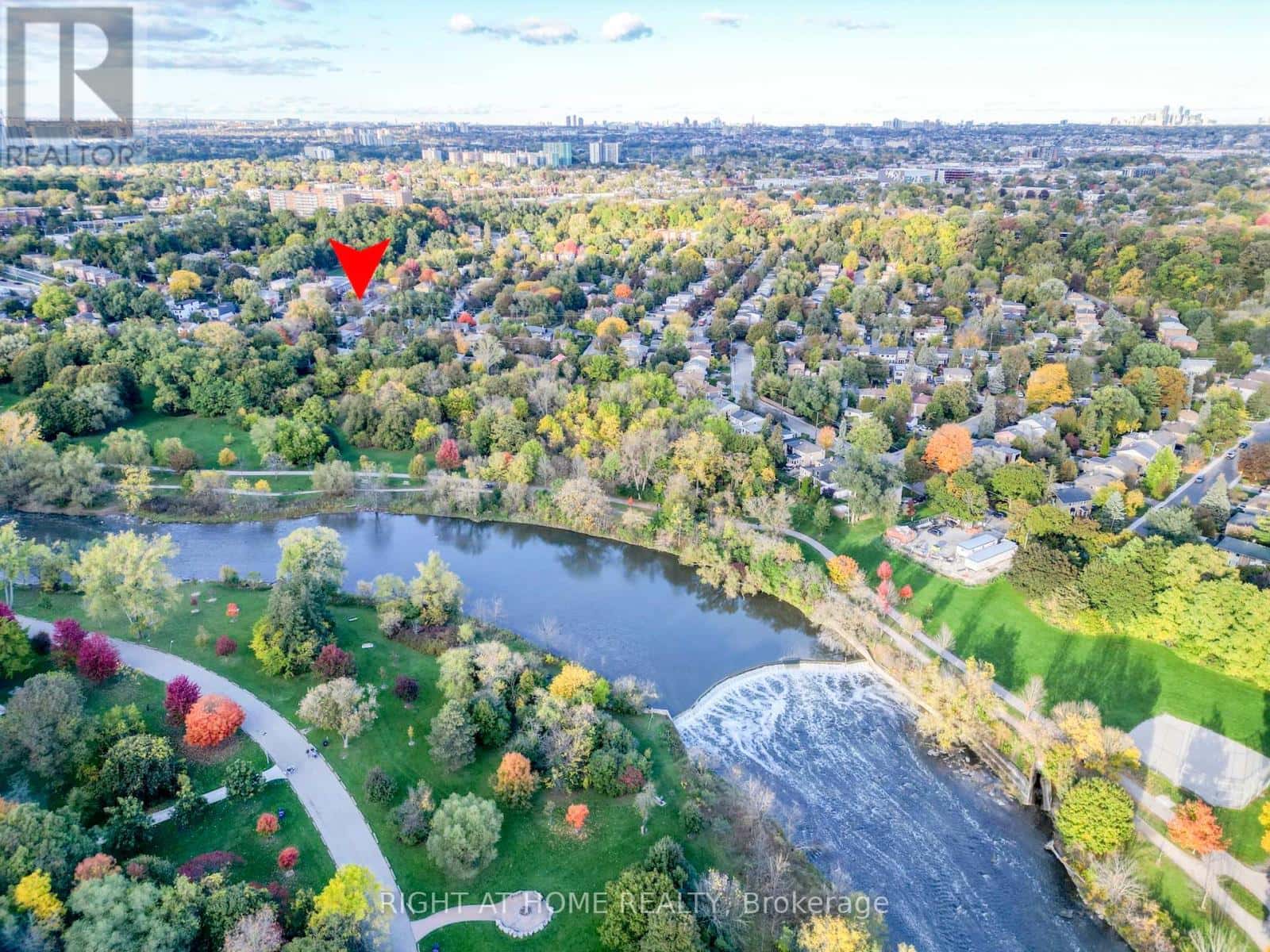 34 ALTHEA ROAD — Toronto (Lambton Baby Point), Ontario - Photo 4 of 49