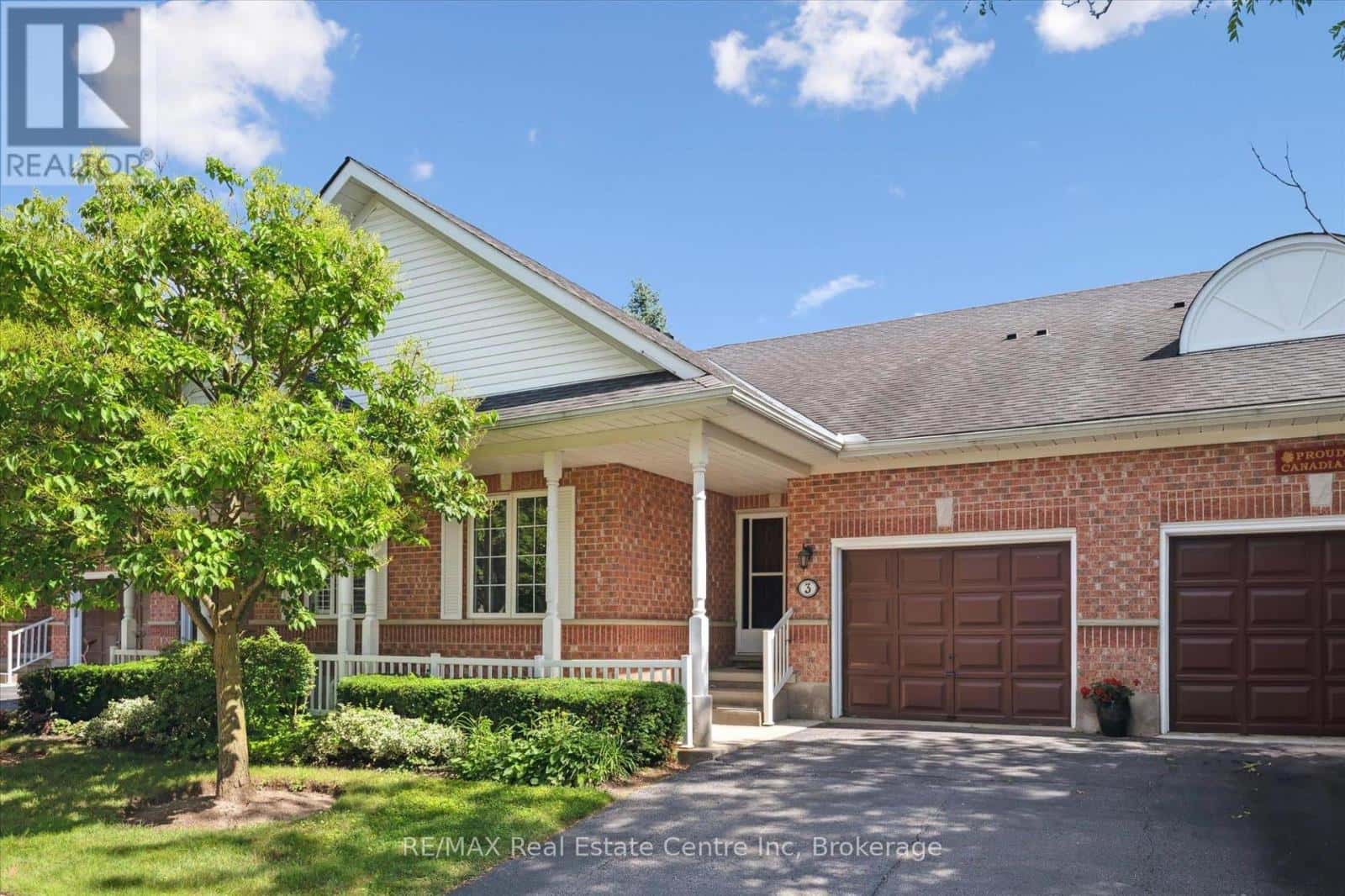 3 GARDENVIEW COURT — Guelph (Village By The Arboretum), Ontario - Photo 2 of 34