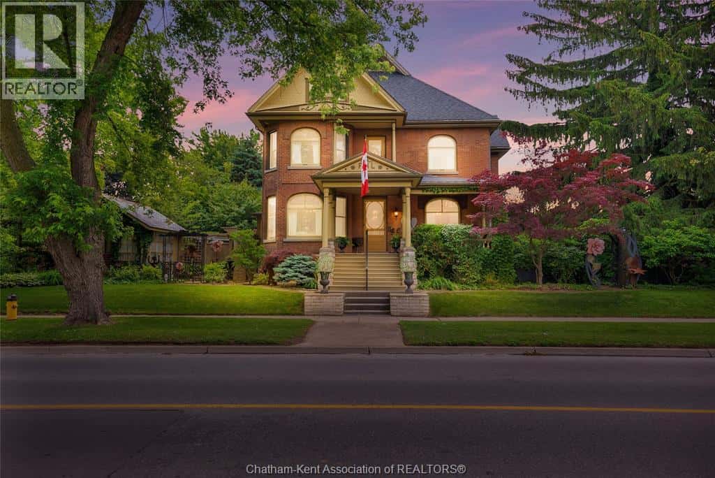 603 NORTH STREET — Dresden, Ontario - Photo 3 of 50