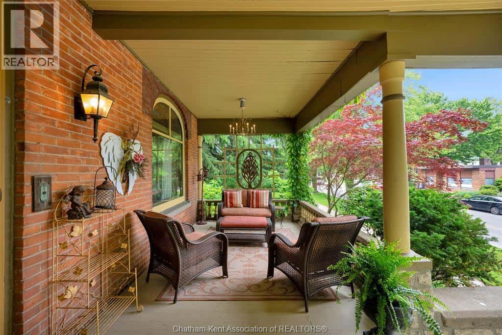 603 NORTH STREET — Dresden, Ontario - Photo 5 of 50